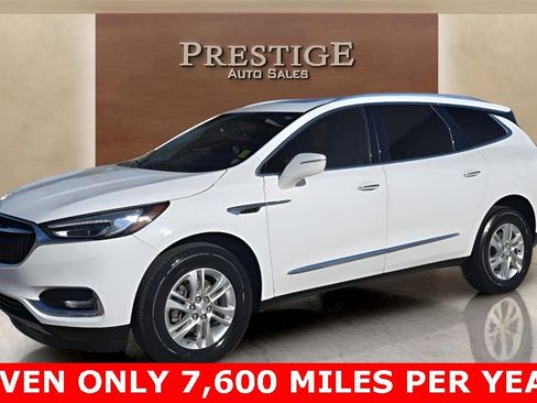 Used 2018 Buick Enclave Premium image 26