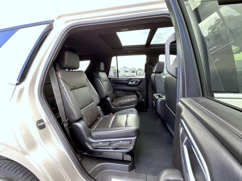 Certified 2021 Chevrolet Tahoe High Country AWD/4WD image 18