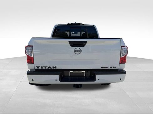 Used 2023 Nissan Titan SV w/ SV Convenience Package image 7