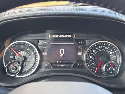 Used 2023 RAM 1500 Laramie AWD/4WD image 35