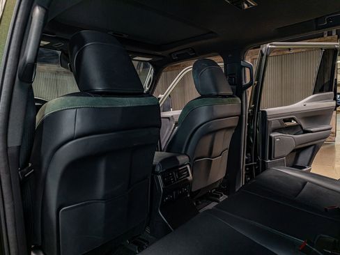 Used 2024 Lexus GX 550 AWD/4WD image 22