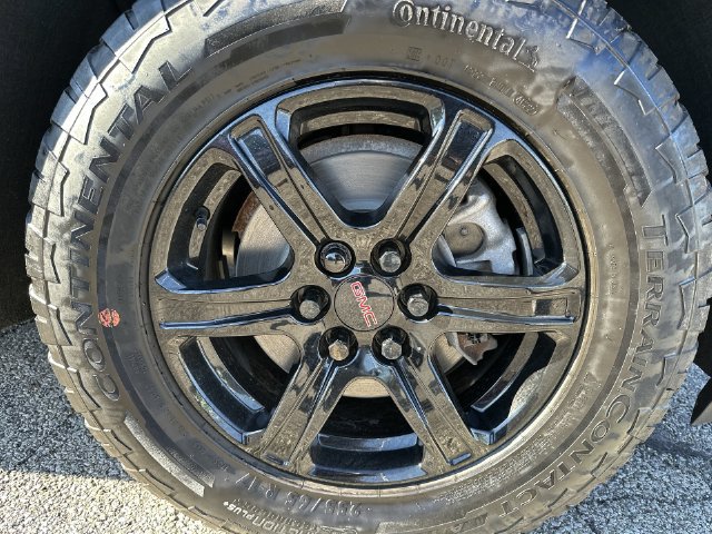 Certified 2023 GMC Acadia AT4 AWD/4WD image 28