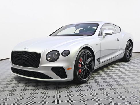 Used 2024 Bentley Continental GT image 1