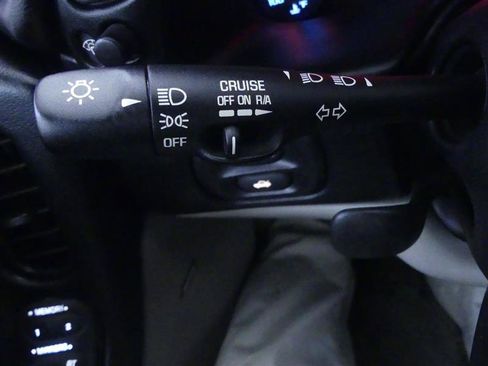Used 1999 Chevrolet Corvette Coupe w/ Memory Pkg RWD image 13