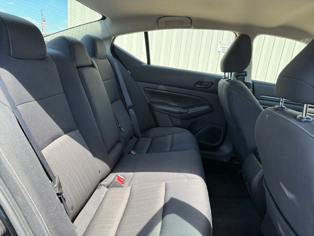 Used 2024 Nissan Altima 2.5 SV FWD image 34
