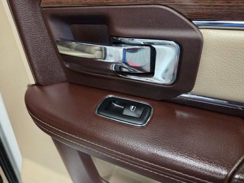 Used 2015 RAM 3500 Laramie image 37