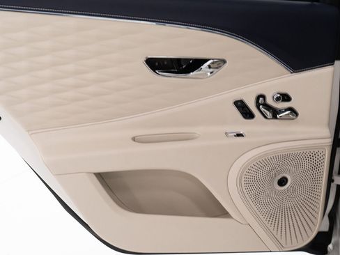 Certified 2024 Bentley Flying Spur Azure AWD/4WD image 22