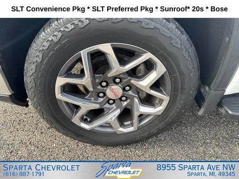 Used 2023 GMC Sierra 1500 SLT w/ SLT Convenience Package AWD/4WD image 9