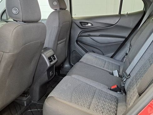 Used 2024 Chevrolet Equinox LT FWD image 25