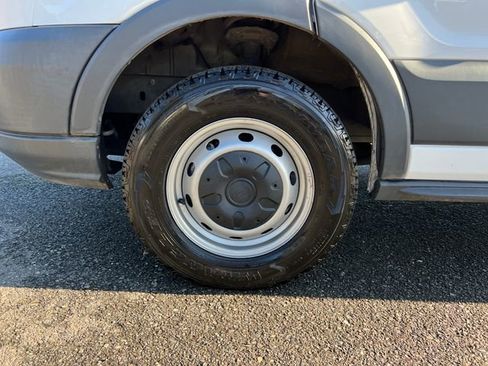 Used 2015 Ford Transit 250 148 Medium Roof image 24