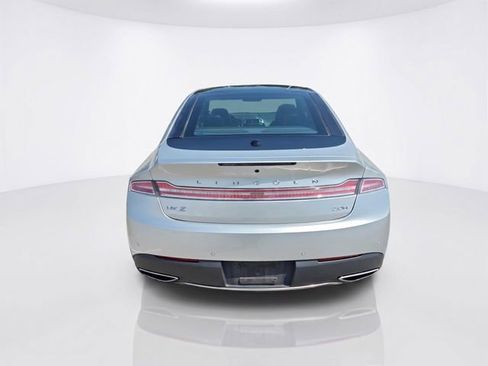 Used 2017 Lincoln MKZ Reserve w/ Climate Package FWD image 3