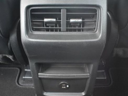 Used 2022 Ford Edge SEL AWD/4WD image 34