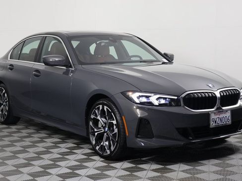 Used 2026 BMW 330i Sedan w/ Convenience Package RWD image 3