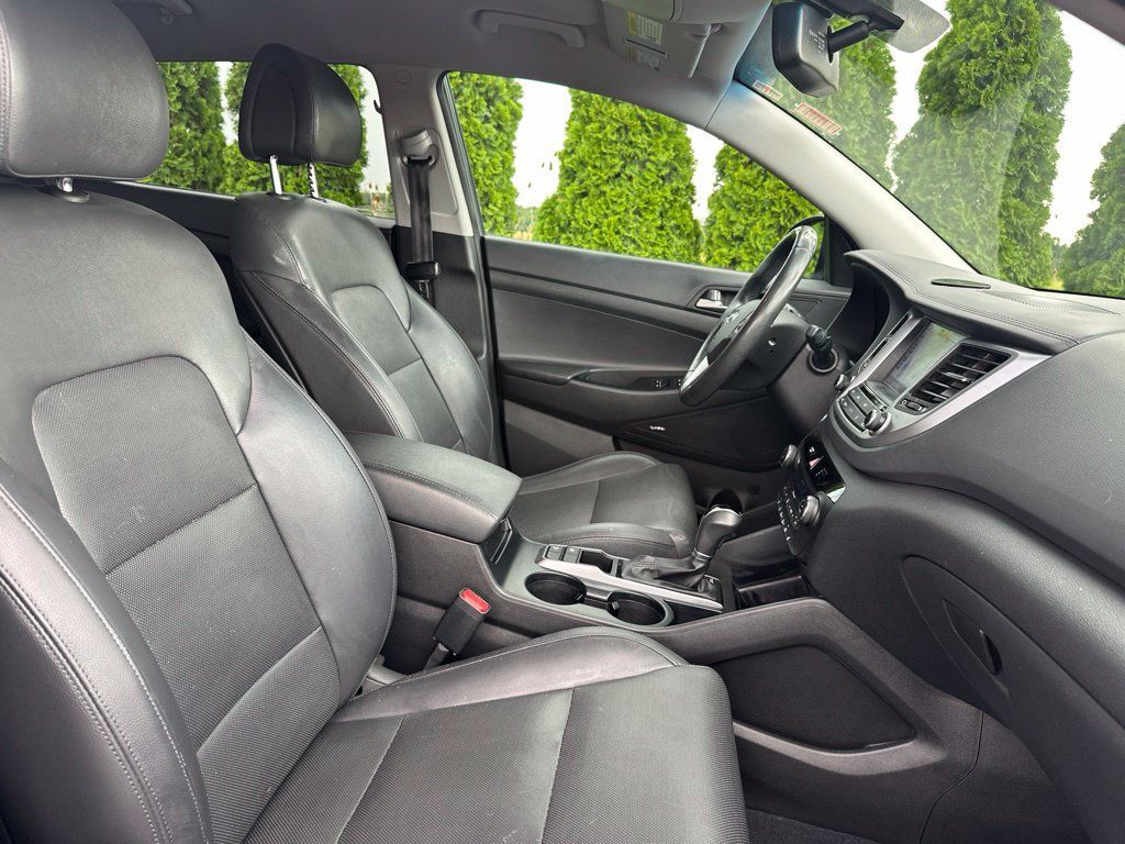 Used 2018 Hyundai Tucson Limited w/ Cargo Package FWD image 33