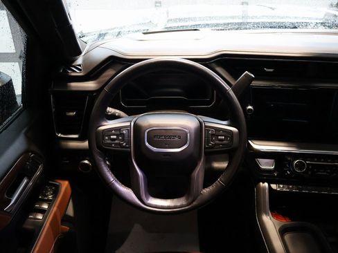 Certified 2025 GMC Sierra 2500 Denali Ultimate image 18