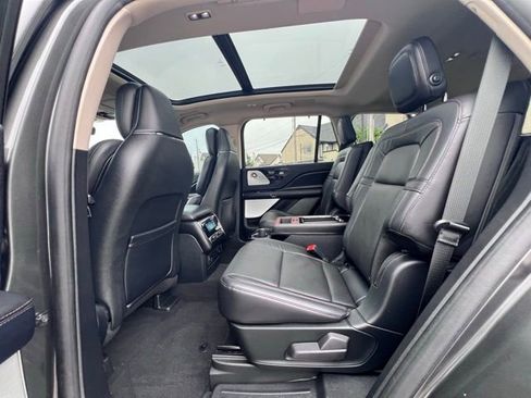 Used 2020 Lincoln Aviator Grand Touring w/ Equipment Group 302A AWD/4WD image 16