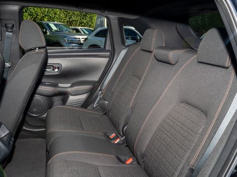 Used 2024 Honda HR-V Sport image 16