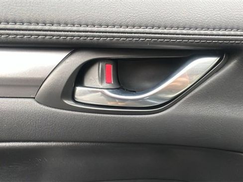 Certified 2025 MAZDA CX-5 AWD 2.5 S w/ Preferred Package image 25