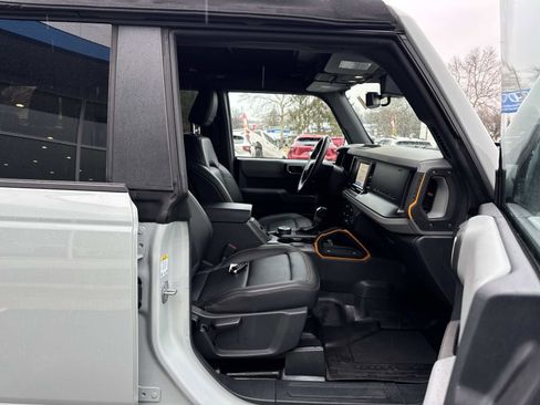 Used 2021 Ford Bronco Badlands image 13