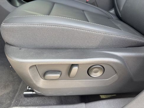 Used 2025 Buick Envision Preferred AWD/4WD image 14