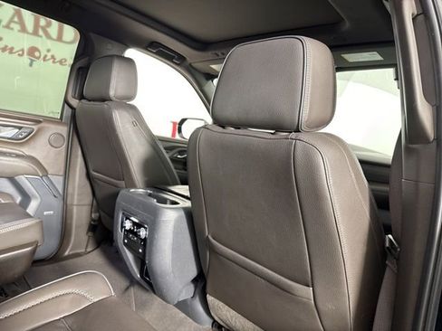 Used 2021 GMC Yukon XL Denali image 19