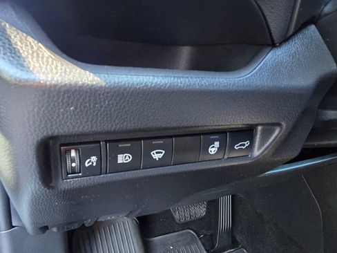 Used 2022 Toyota RAV4 XLE w/ Convenience Package AWD/4WD image 18