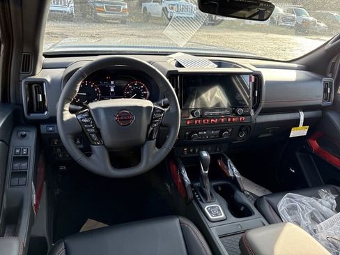 New 2026 Nissan Frontier PRO-4X w/ Pro Premium Package image 5