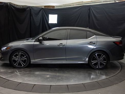 Used 2022 Nissan Sentra SR w/ Trunk Package FWD image 7