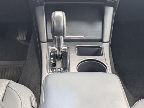 Used 2018 Subaru Outback 3.6R Limited w/ 50th Anniversary Edition image 19