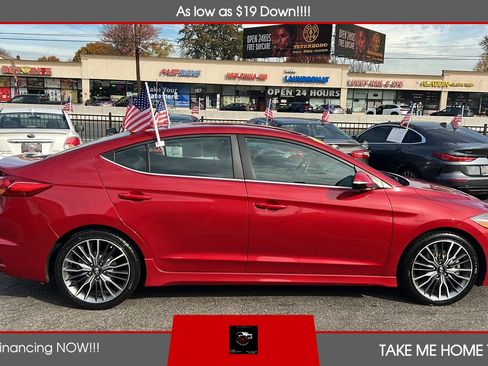 Used 2017 Hyundai Elantra Sport image 6