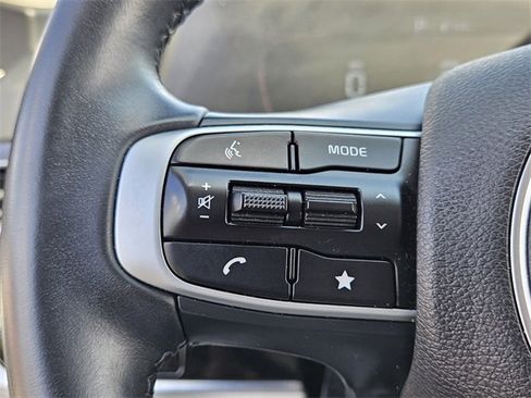 Used 2023 Kia Sportage EX image 25