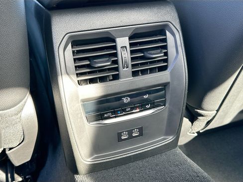New 2026 BMW 330i Sedan w/ Convenience Package RWD image 20