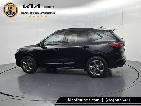 Used 2023 Ford Escape ST-Line w/ Tech Pack #1 AWD/4WD image 5