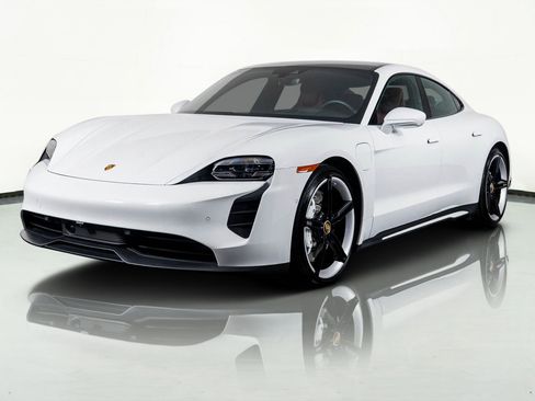 Used 2024 Porsche Taycan 4S w/ Premium Package image 6