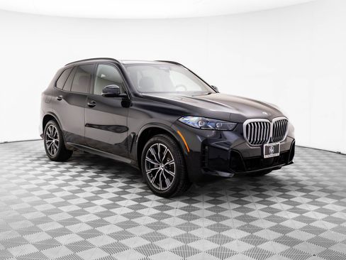 Certified 2025 BMW X5 xDrive40i w/ Executive Package image 7