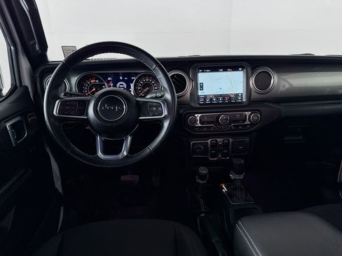 Used 2021 Jeep Wrangler Unlimited Sahara image 25