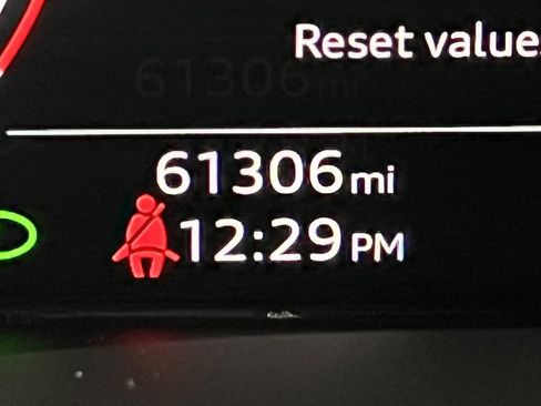 Used 2021 Audi Q7 2.0T Premium w/ Convenience Package image 14