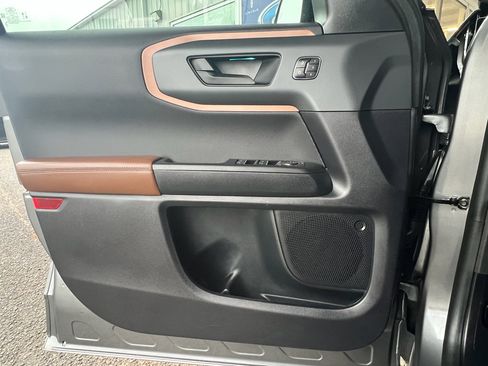 Used 2024 Ford Bronco Sport Outer Banks image 19