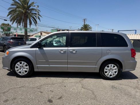Used 2014 Dodge Grand Caravan SE w/ Quick Order Package 29E SE FWD image 10