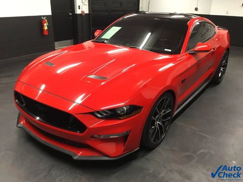 Used 2018 Ford Mustang GT Premium w/ Equipment Group 401A image 6
