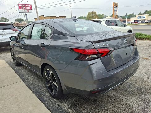 New 2025 Nissan Versa SR image 3