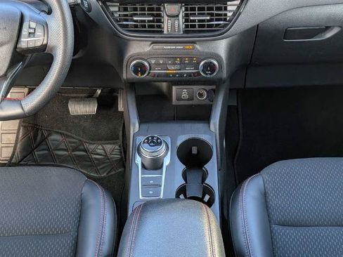 Certified 2025 Ford Escape ST-Line Select AWD/4WD image 19