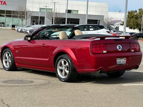 Used 2005 Ford Mustang GT Premium image 6