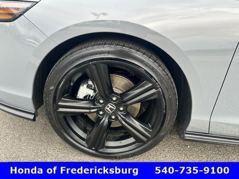 Used 2025 Honda Accord Sport image 34
