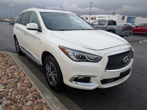 Used 2017 INFINITI QX60 AWD w/ Premium Plus Package image 3