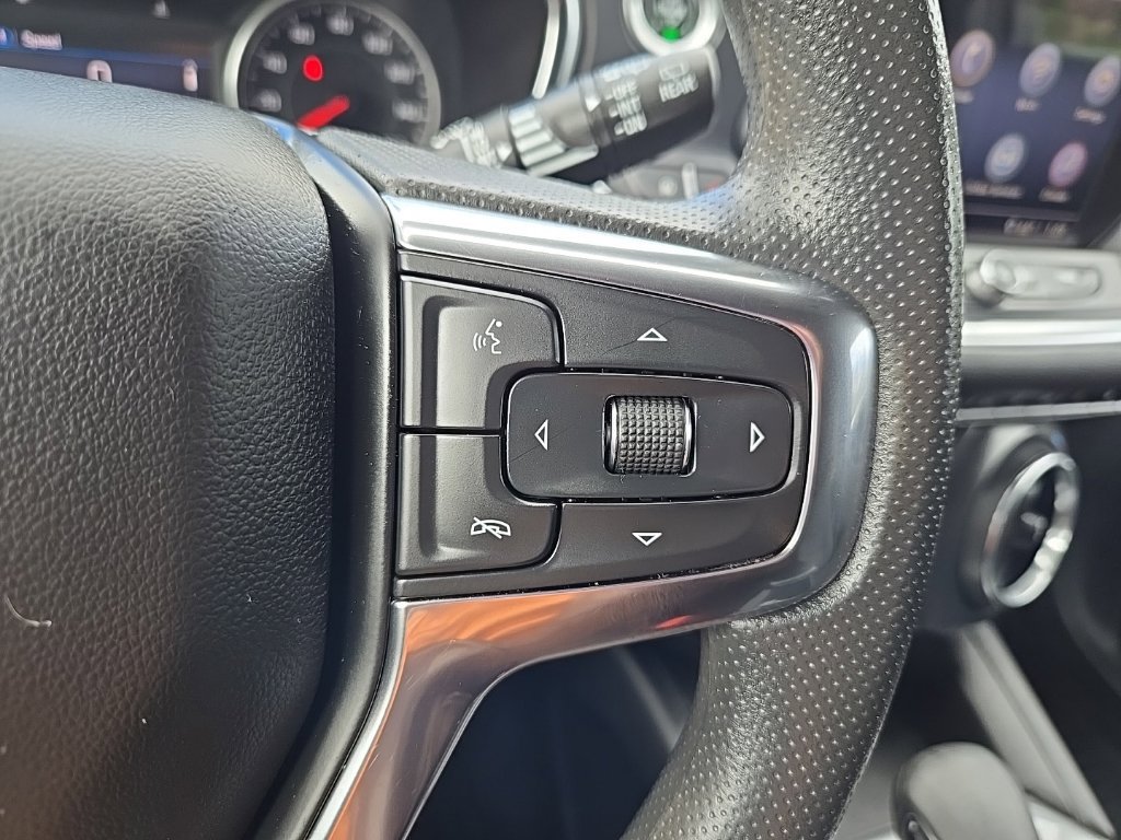 Used 2022 Chevrolet Blazer LT FWD image 16