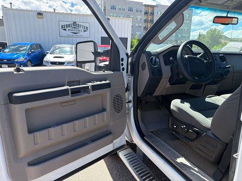 Used 2010 Ford F250 XLT AWD/4WD image 9