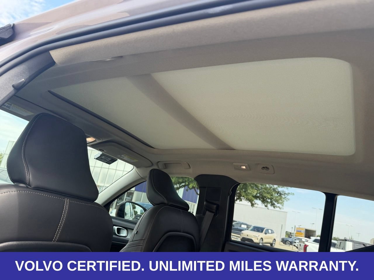 Certified 2026 Volvo XC40 B5 Plus AWD/4WD image 30