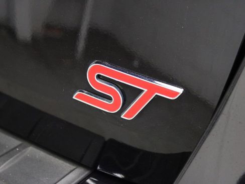 Used 2020 Ford Explorer ST w/ ST Street Pack image 44