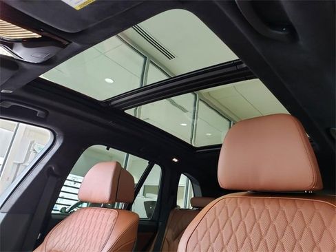 New 2026 BMW X5 M60i image 18